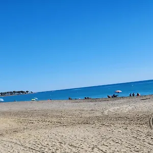 ¡bajo Estupendo Con Patio Y Terraza A 200 Metros De La Playa! Vera